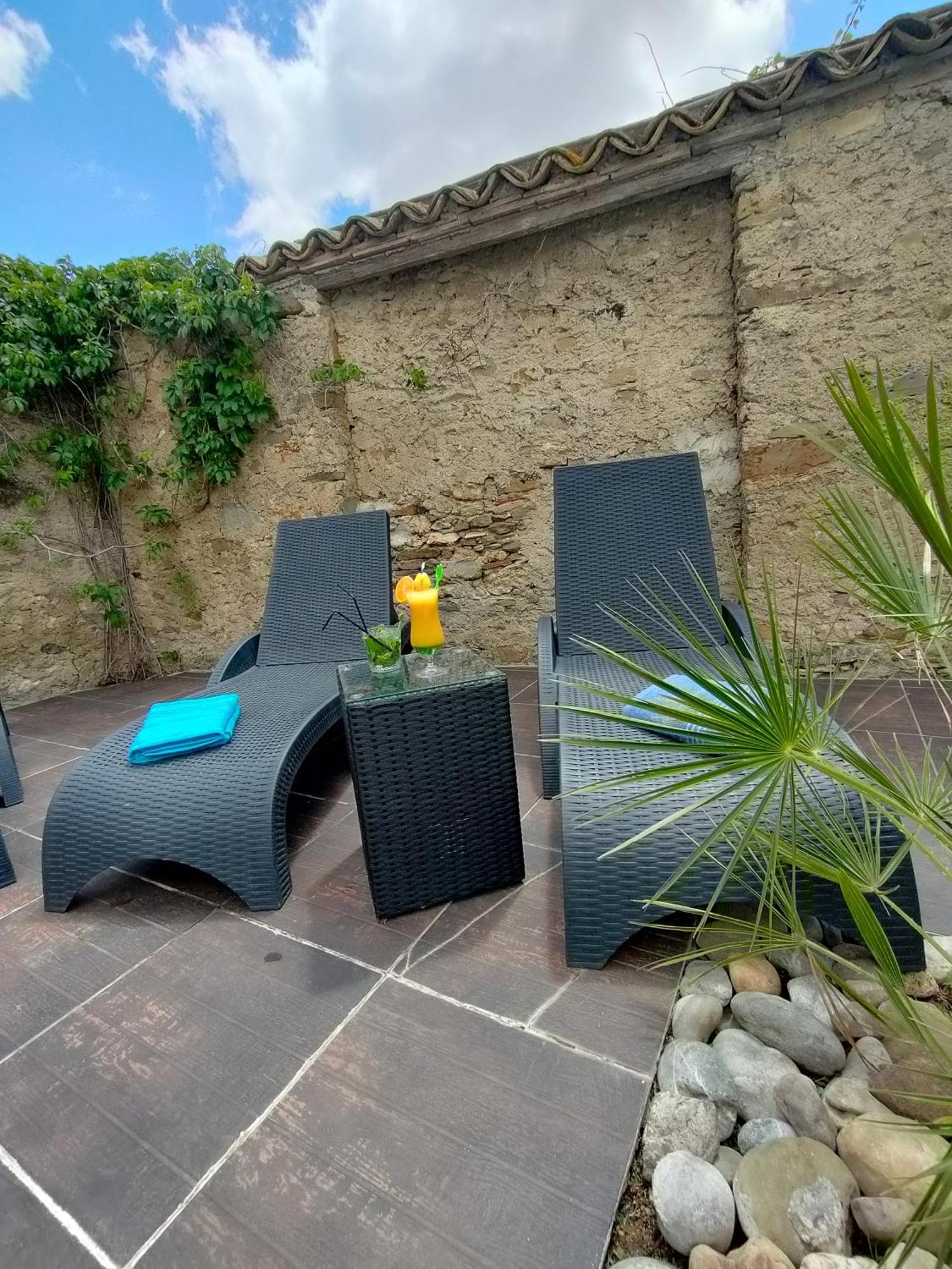 Hotel Restaurant L'Art Des Mets By Cote Jardin Conilhac-Corbières 外观 照片